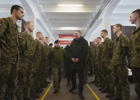 Valsts prezidenta Edgara Rinkēviča vizīte Nacionālo bruņoto spēku militārajā bāzē "Alūksne"