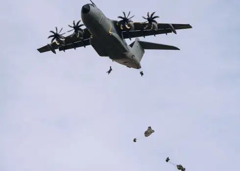 Sabiedrotie Daugavpilī īsteno gaisa desanta operāciju