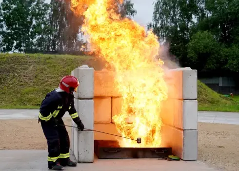 Atklāj VUGD praktisko mācību poligonu
