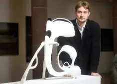Džemmas Skulmes mazdēls Arturs Dimiters gādā par mākslinieces mantojumu