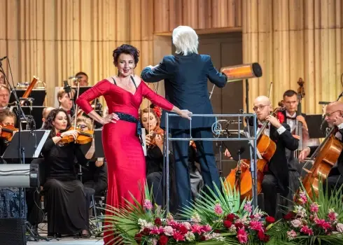 Liepājas vasaras Operas galā izskan skaistākās Bizē, Verdi un Pučīni melodijas