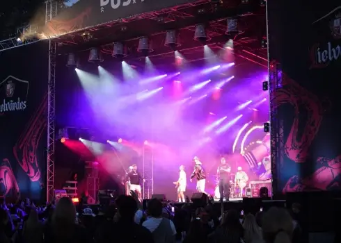 Deniss: latviešu repa spēks “Positivus” ritmos
