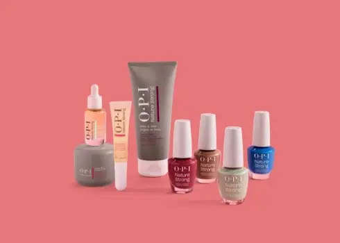 OPI Nature Strong 2025 – dabiskā krāsa un rūpes par nagiem un ādu