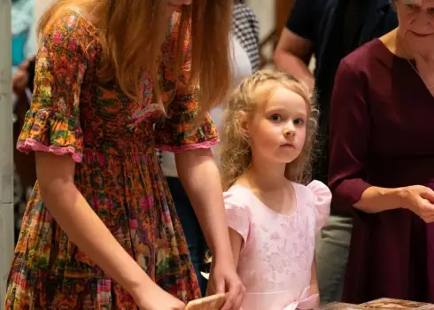 VEF Kultūras pilī izskan krāšņs Jenny May jubilejas koncerts