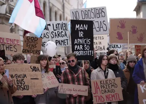 Virkne NVO pie Saeimas protestē pret izstāšanos no Stambulas konvencijas