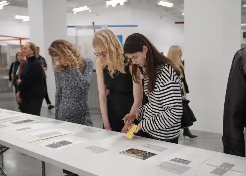 "Visa pasaule kā Bauhaus" izstādes atklāšana mākslas centrā "Zuzeum"; 09.10.2025