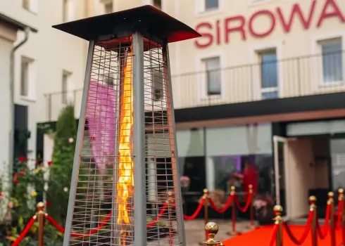 Zobārstniecības klīnika “SIROWA Rīga” ar vērienu svin 30 gadu jubileju un atklāj divus jaunus kabinetus vēsturiskajā centrā