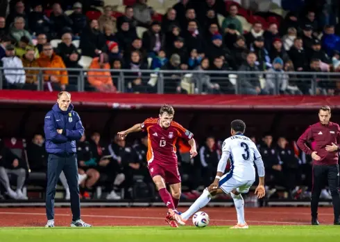 Latvijas futbola izlase Rīgā spēlē ar Angliju