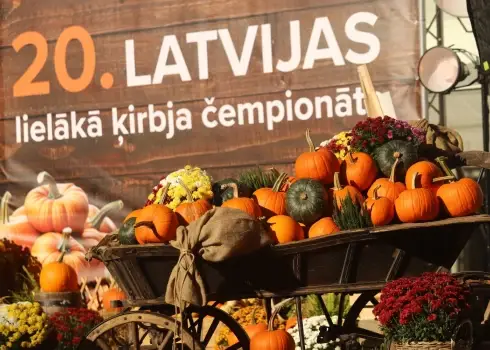 Rīgā aizritējis Latvijas lielākā ķirbja čempionāts