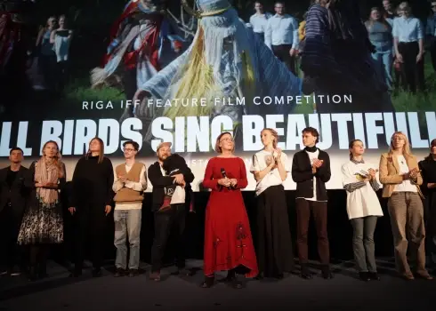 Kristas Burānes dokumentāri muzikālās filmas "Visi putni skaisti dzied" pirmizrāde "Splendid Palace"; 22.10.2025