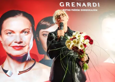 Aizvadīta iestudējuma “Viss par Ievu” pirmizrāde – stāsts par mākslu un ambīcijām