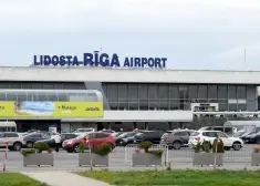 Pēc globālās interneta sakaru paralīzes Rīgas lidostas informācijas tehnoloģiju sistēmās traucējumu nav