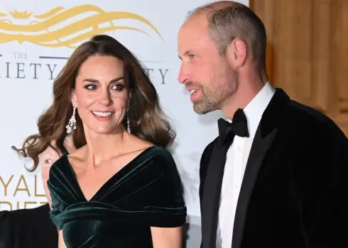 Princese Ketrīna un princis Viljams apmeklē „Royal Variety Performance” Londonā 2025. gadā