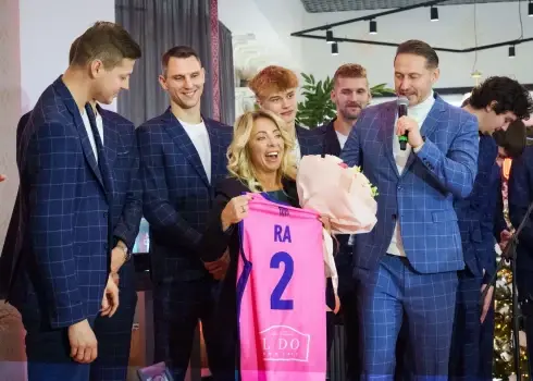 Slavenības lustē, atklājot atjaunoto "Lido" restorānu tirdzniecības centrā “Domina Shopping”