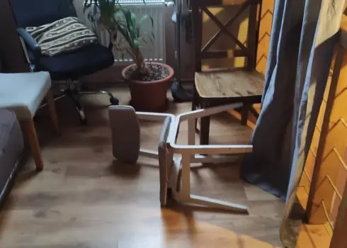 Izdemolētais viesu nams “Laimnieki” Ropažu novadā