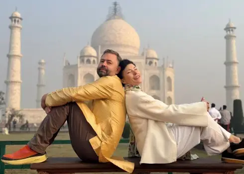 Ieva Adamss Indijā piedzīvo kāzu rituālu