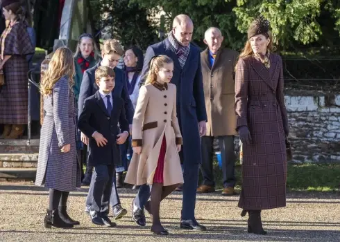 Prinča Viljama un princeses Ketrīnas ģimene 2025. gada Pirmajos Ziemassvētkos