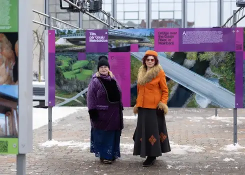 Pie t/c “Origo” Brīvdabas fotoizstāžu galerijā atklāta ceļojošā izstāde “Arhitektūra. Inženierija. Forma un faktūra”