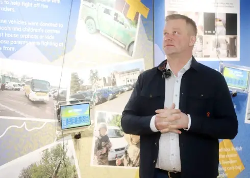 Muzejā "Latvieši pasaulē" atklāj izstādi "Tviterkonvojs". 16.01.2026.