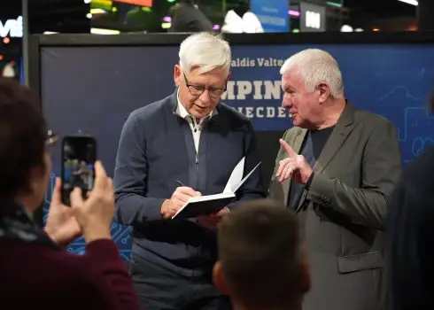 Valda Valtera jaunākās grāmatas "Dumpinieks pēc piecdesmit" prezentācija