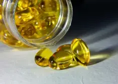 Cik ilgi jālieto zivju eļļa sirds veselībai: kardiologa atbilde var pārsteigt