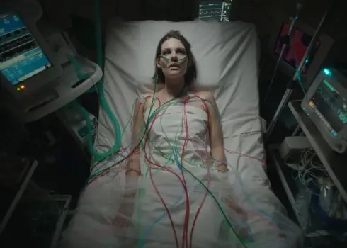 Ieskats režisores Alises Zariņas filmā "Nospiedumi"