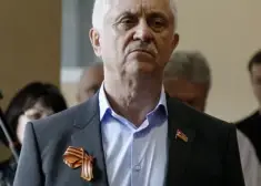 Krievijas deputāts un "Forbes" saraksta multimiljonārs uz vecumdienām devies slepkavot Ukrainā