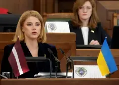 Aizstāvot “airBaltic”, Siliņa LTV ēterā sarunā virkni nepatiesību par “Rīgas satiksmi”