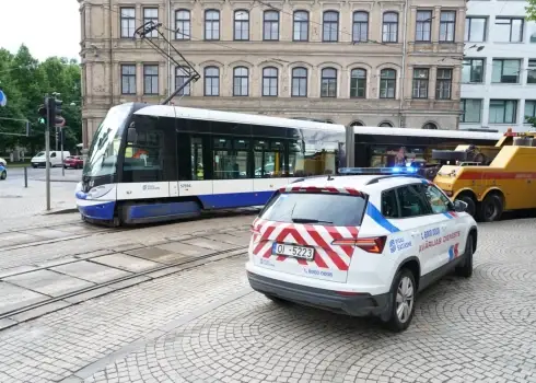 Paralizēta tramvaju kustība